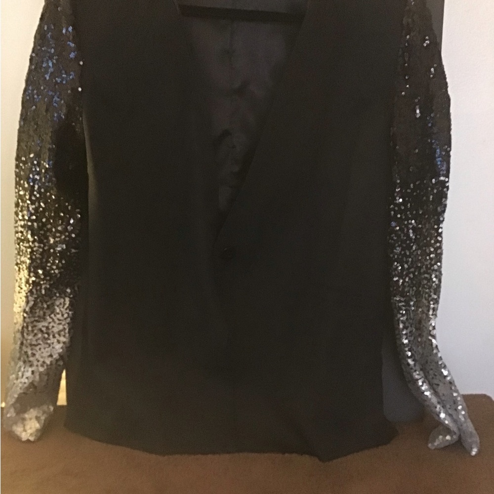 🤗 Women “Event” Blazer